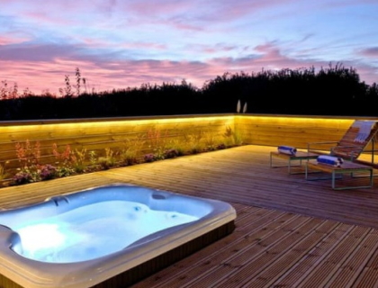 Luxury Lodges with Hot Tubs in Somerset Strawberryfield Park