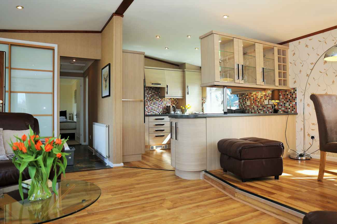 Lodge No 6, 2 Bed Pet Friendly Premium Lodge, Arrow Bank Country Holiday Park, nr Leominster