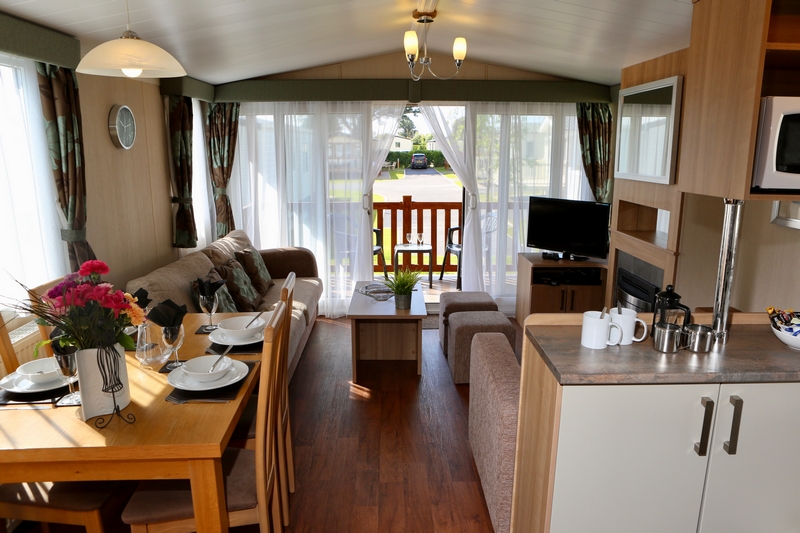 Gold Plus, 3 Bed Caravan, Par Sands Holiday Park