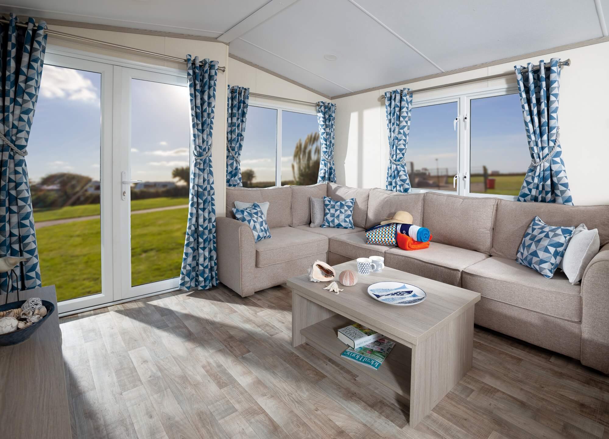 Superior 2-Bed Caravan, Pet Friendly, Newperran Holiday Resort, nr Newquay