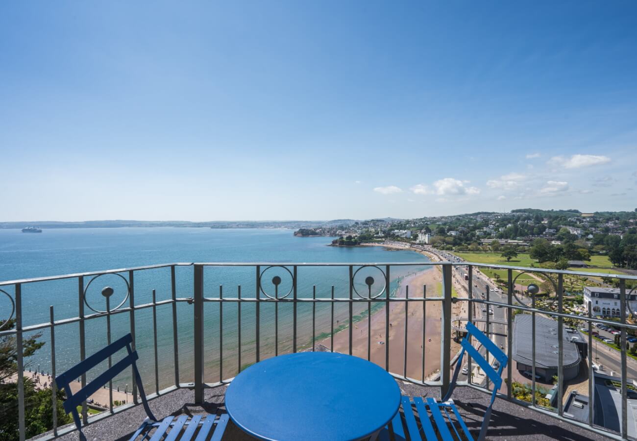 Apartment No 10, Seaside Apartments in Torquay Michael Paul Holidays