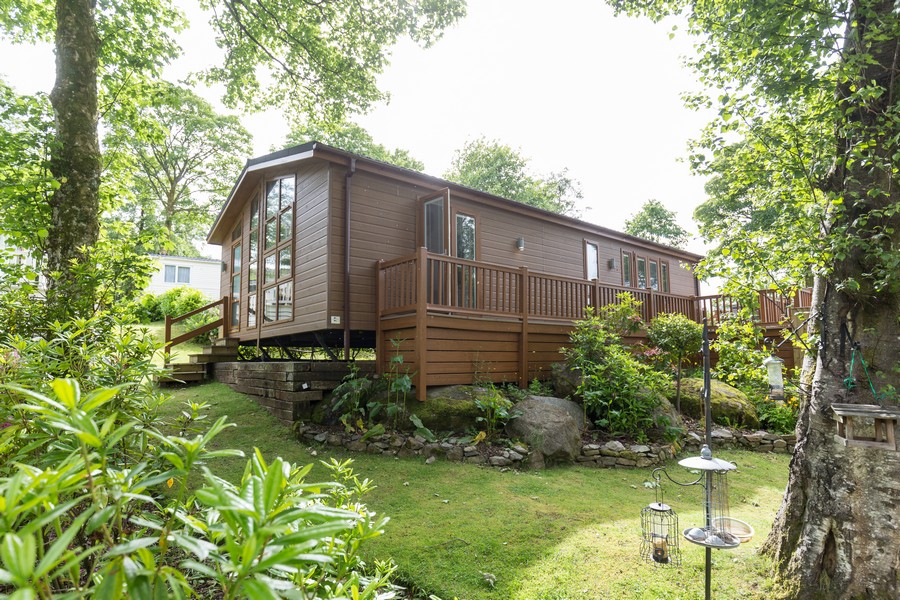 3 Bedroom Luxury Lodge with Hot tub, Snowdonia Holiday Park
