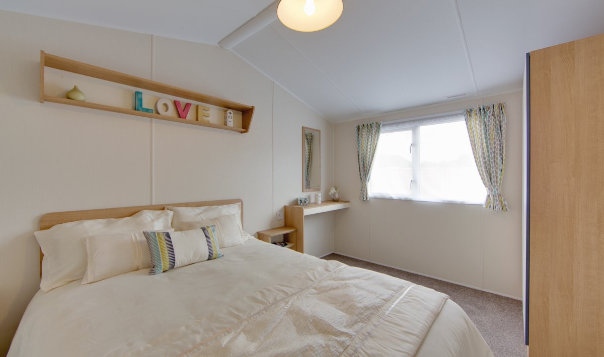 Pet-friendly Classic Extra 12' Wide 2 Bed Caravan, Cornwall Beach Resort